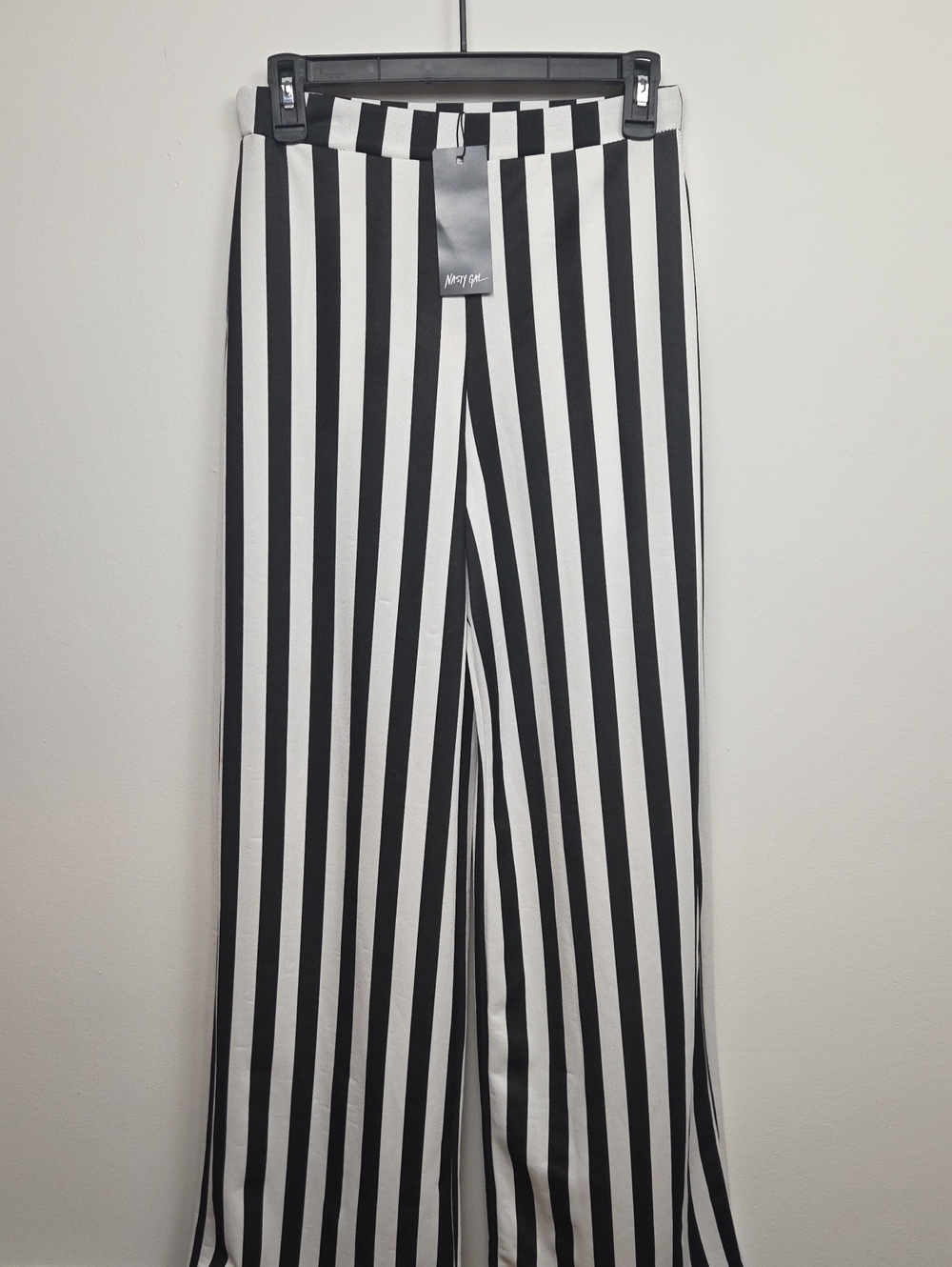 NWT Nasty Gal Black & White Vertical Striped Oversized Wide-Leg Stretchy Pants 8